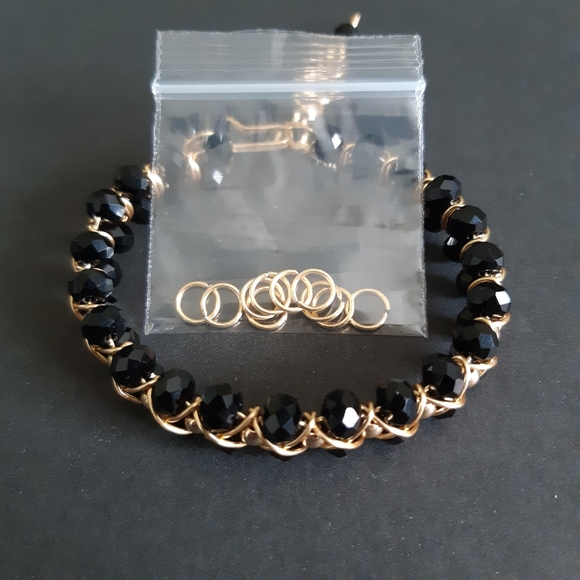 Beaded Wire Bracelet - Picture 3 of 3